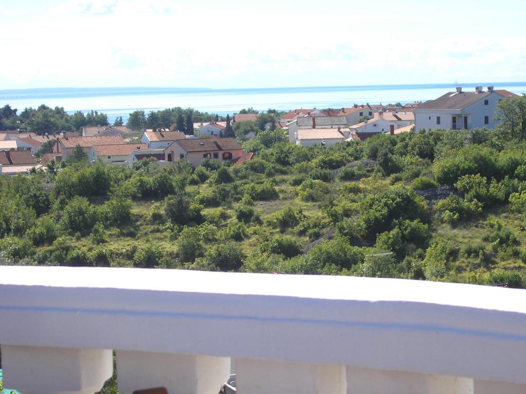Apartments Kristina Krk Town Bagian luar foto